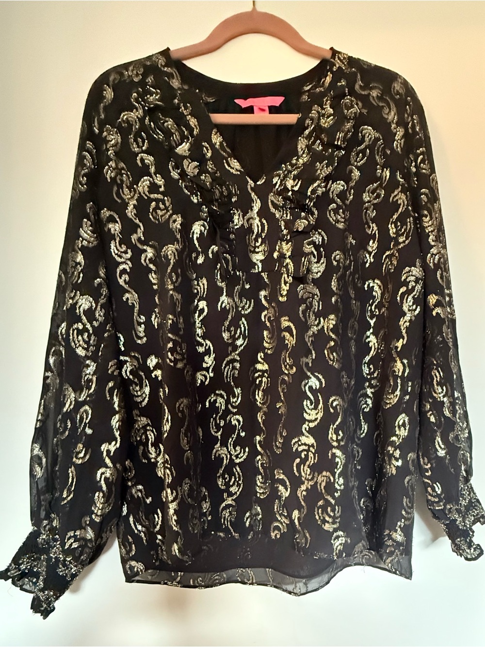 Lilly Pulitzer Black and Gold Metallic Pattern V-Neck Women’s Blouse
